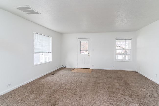 Large space | Image 14