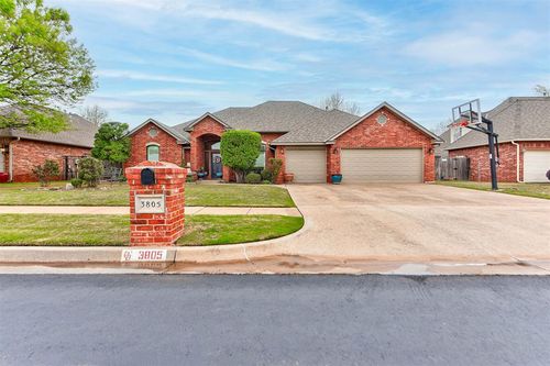 3805 Annalane Dr, Norman, OK, 73072-2274 | Card Image