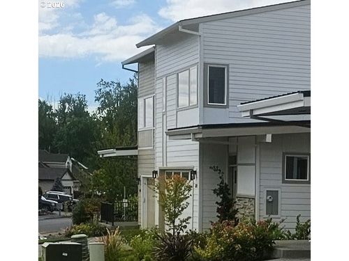 200 Black Hawk Ct, Columbia City, OR, 97018-8719 | Card Image