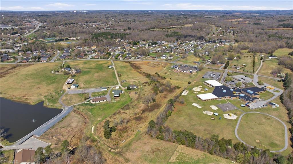 Land in Archdale 3