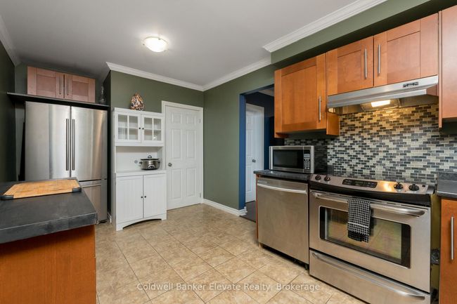 128 - 130 Main St S, Home with 4 bedrooms, 2 bathrooms and 6 parking in Halton Hills ON | Image 22