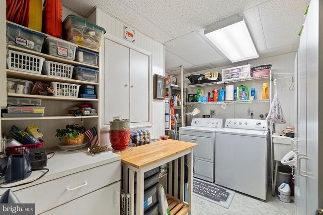 7720 Bristol Square Ct, Townhouse with 3 bedrooms, 4 bathrooms and null parking in Springfield VA | Image 25