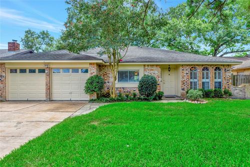16426 Cavendish Drive, Houston, TX, 77059 | Card Image