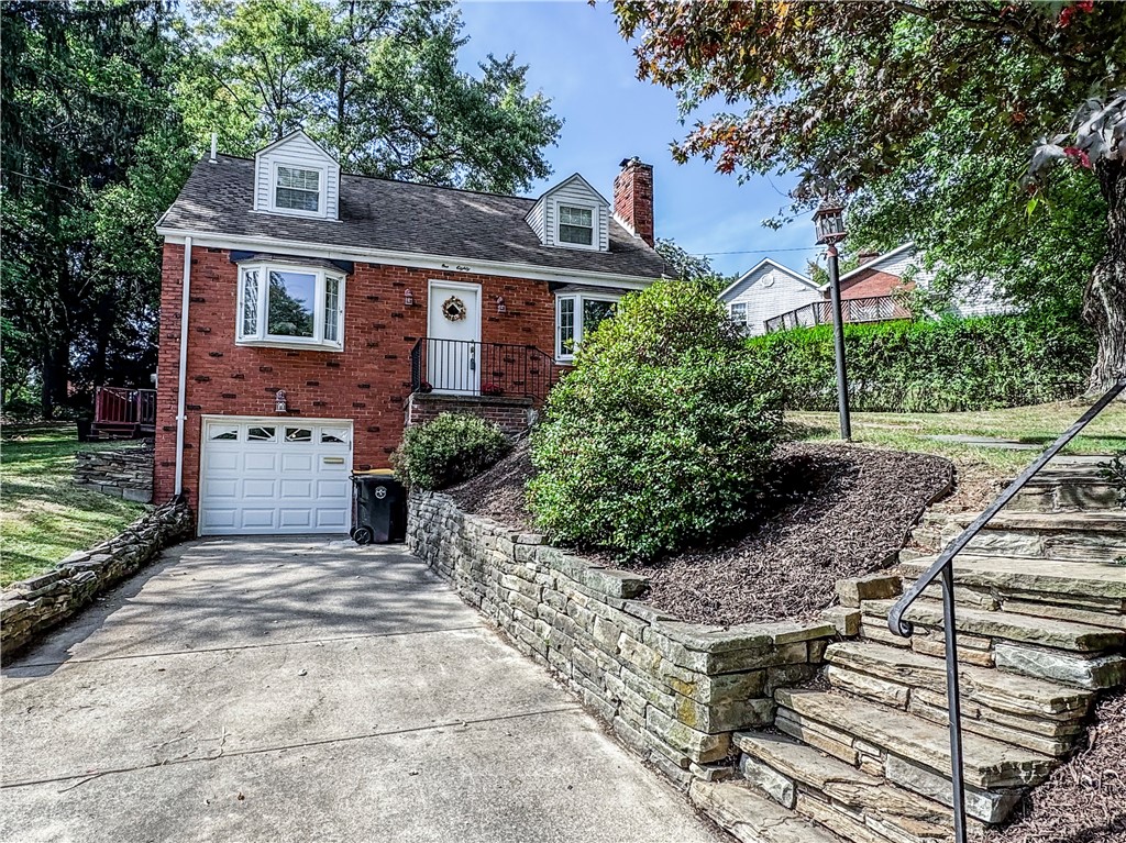 Rolling Rd, Bethel Park, PA 15102