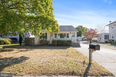 143 Division Street, House other with 2 bedrooms, 1 bathrooms and null parking in MANAHAWKIN NJ | Image 3