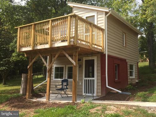 4609 Dumfries Rd, CATLETT, VA, 20119-1752 | Card Image