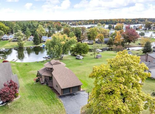 490 Skyline Dr, Horton, MI, 49246-9756 | Card Image