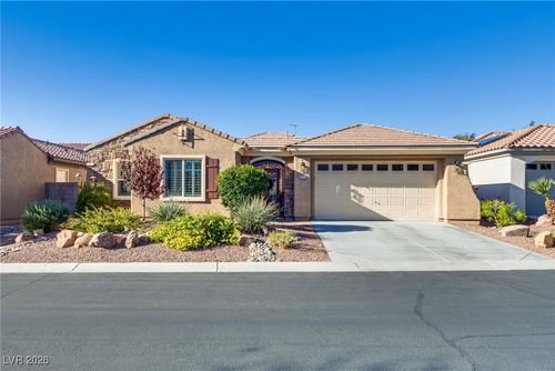 8177 Bay Colony St, Las Vegas, NV, 89131-6707 | Card Image