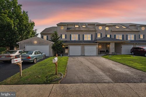 208 Parkview Dr, SOUDERTON, PA, 18964-1765 | Card Image