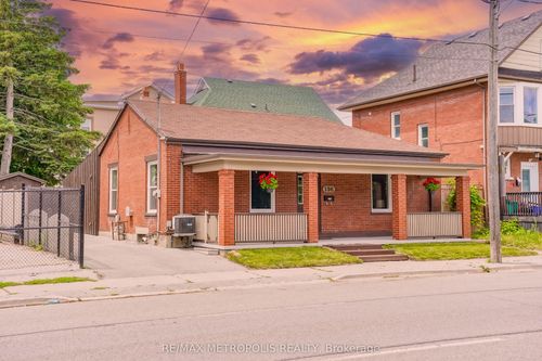 136 Celina St, Oshawa, ON, L1H4N5 | Card Image