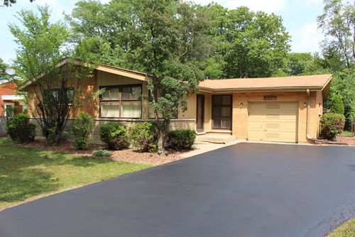283 S Fair Ave, Elmhurst, IL, 60126-3628 | Card Image