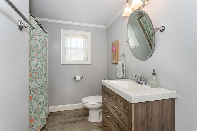 31 7 Th St, House other with 3 bedrooms, 2 bathrooms and 2 parking in Stoughton MA | Image 9