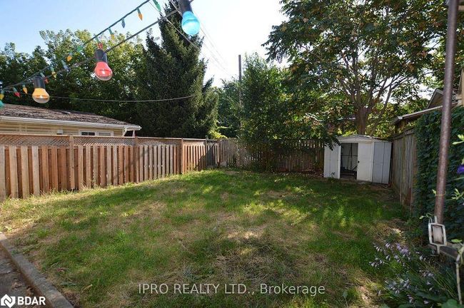 164 Macnab St N, House other with 4 bedrooms, 2 bathrooms and null parking in Hamilton ON | Image 5