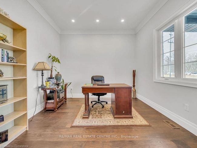 1011 Townline Rd, House other with 5 bedrooms, 5 bathrooms and 17 parking in Puslinch ON | Image 4