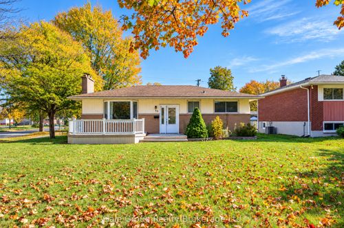 53 Madeira Dr, London, ON, N5V2M3 | Card Image