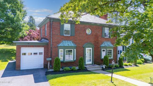 5 Coolidge Road, Amsterdam, NY, 12010 | Card Image