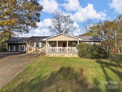2627 Pea Ridge Rd, Mill Spring, NC, 28756-5720 | Card Image