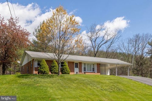6363 N Texas Rd, AUGUSTA, WV, 26704-7686 | Card Image