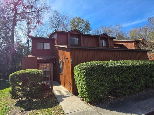 5855 8th Pl, GAINESVILLE, FL, 32607-3889 | Card Image