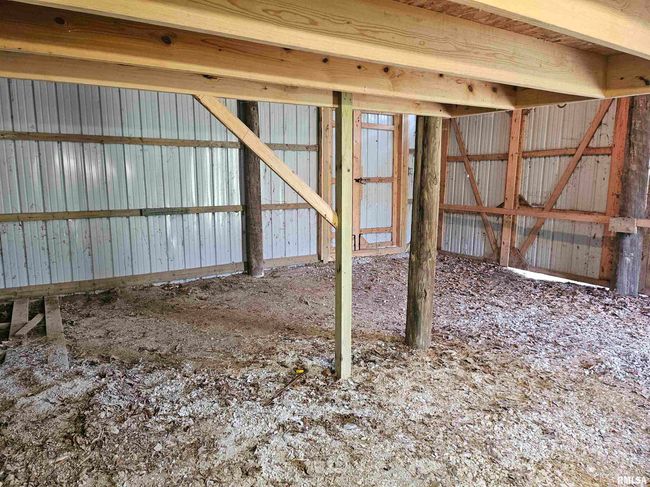13973 Halliday Rd, Home with 2 bedrooms, 1 bathrooms and null parking in Plainview IL | Image 9