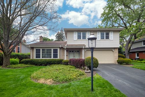 1504 Sequoia Trl, Glenview, IL, 60025-2019 | Card Image