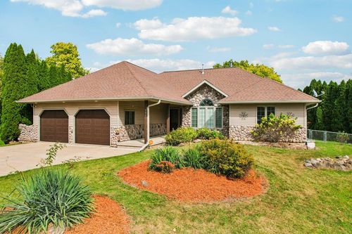 306 Hillside Circle, Johnson Creek, WI, 53038 | Card Image