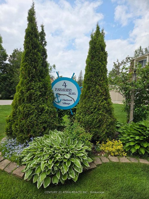 24-4 Paradise Blvd, Brechin, ON, L0K1B0 | Card Image