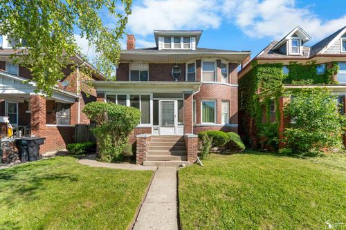 4392 Pacific Street, Detroit, MI, 48204 | Card Image