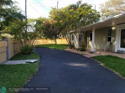 1705 Venice Ln, House other with 4 bedrooms, 3 bathrooms and null parking in North Miami FL | Image 3