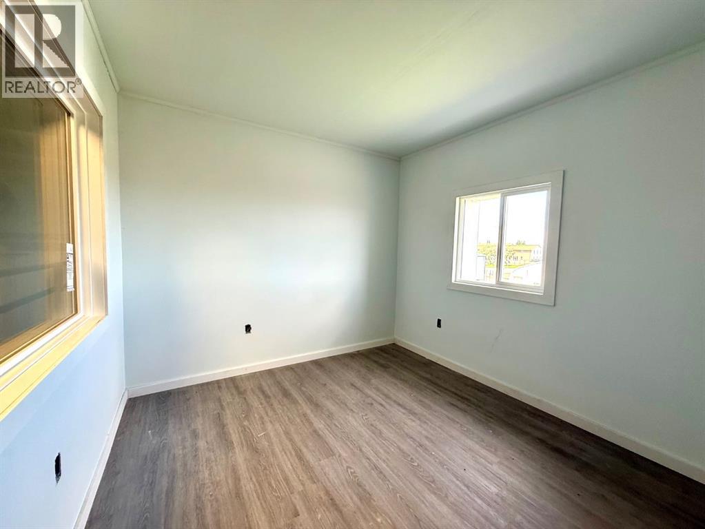 Commercial Sale in Vermilion 3