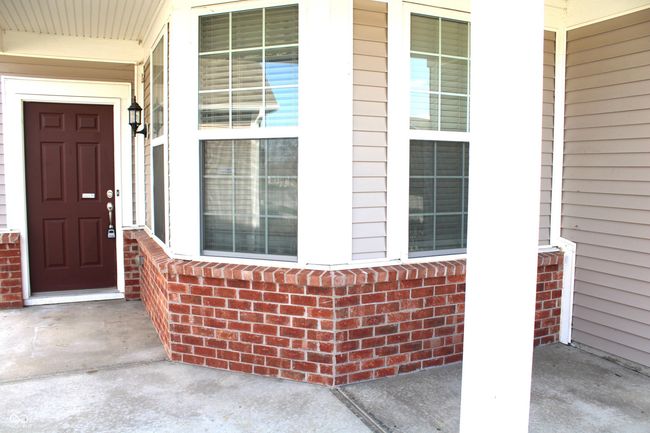 Covered Front Porch | Image 19