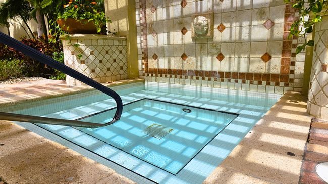 APT-521 - 630 S Sapodilla Ave, Condo with 2 bedrooms, 2 bathrooms and null parking in West Palm Beach FL | Image 24