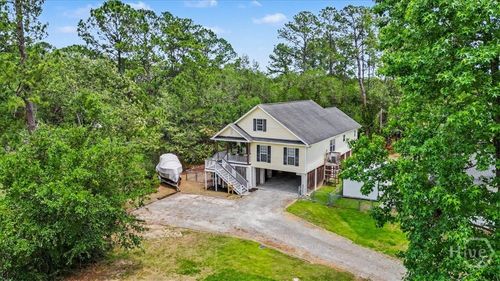 2 Brewster St, Savannah, GA, 31419-2332 | Card Image