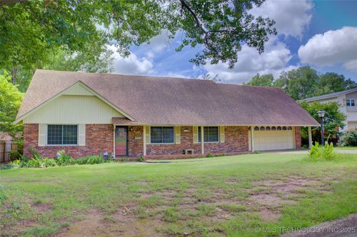 4105 S Robb Ave, Muskogee, OK, 74401-2310 | Card Image