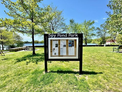 apt-20-12 Pond Ln, Arlington, MA, 02474-6638 | Card Image