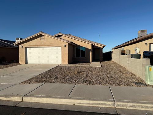 3708 S Desert Oasis Dr, Yuma, AZ, 85365-1452 | Card Image