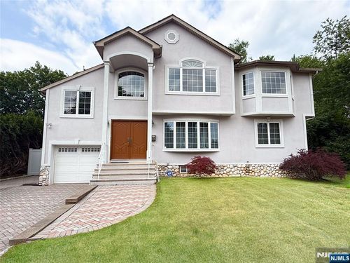 39-05 Knott Ter, Fair Lawn, NJ, 07410-5308 | Card Image