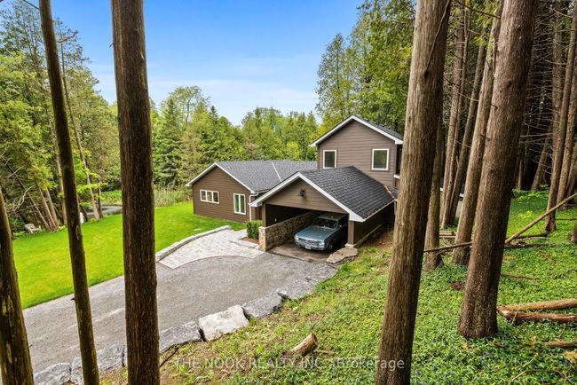 662 Raglan Rd W, House other with 3 bedrooms, 3 bathrooms and 10 parking in Oshawa ON | Image 5