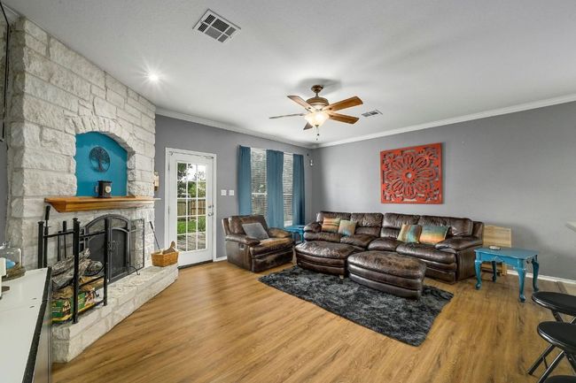 118 Floating Leaf Dr, House other with 7 bedrooms, 4 bathrooms and 4 parking in Hutto TX | Image 4