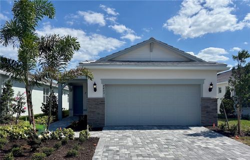 compass-215-4403 Pinafore Street, Vero Beach, FL, 32967 | Card Image