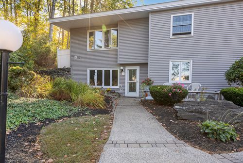 1-1 Sandpiper Cove Road, Scarborough, ME, 04074 | Card Image