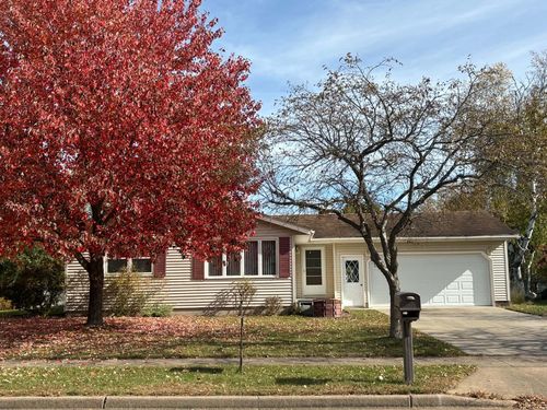 3037 Hartwood Drive, Eau Claire, WI, 54703 | Card Image