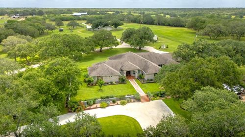 7209 Us Highway 87 S, Cuero, TX, 77954-6769 | Card Image