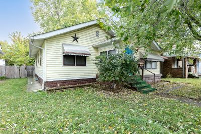 733 N Chester Avenue, House other with 2 bedrooms, 2 bathrooms and null parking in Indianapolis IN | Image 1