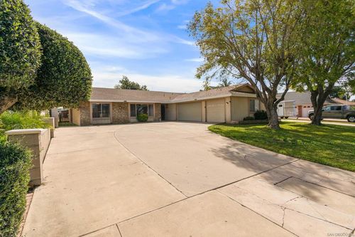 2910 Shadow Canyon Cir, Norco, CA, 92860-1148 | Card Image