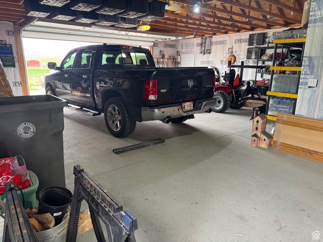 View of garage | Image 23