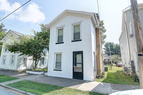 144 N Main St, Germantown, OH, 45327-1352 | Card Image