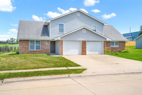 2507 Carnation Dr, Columbia, MO, 65202-4701 | Card Image