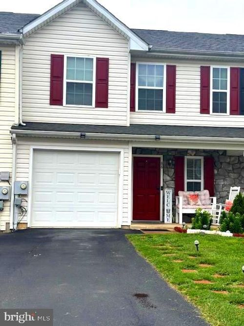 88 Fuzzy Tail Dr, RANSON, WV, 25438-4877 | Card Image