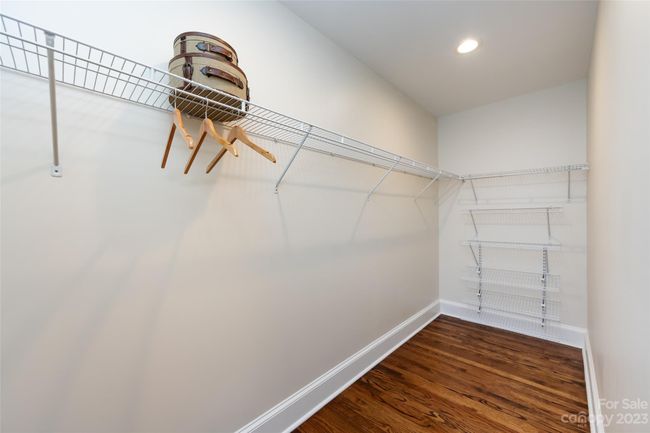 Primary Closet | Image 19